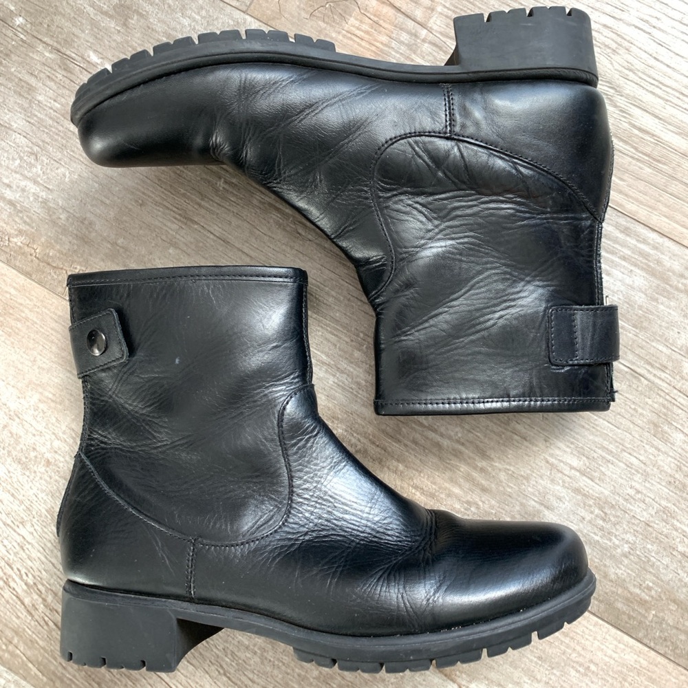 Aerosoles "Just Kidding" Black Leather Moto Ankle Boots Casual Zippered